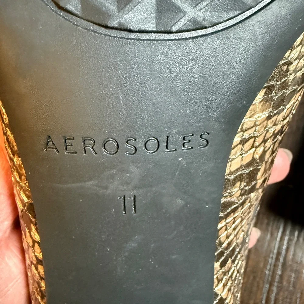 Aerosoles Womens 11 Gold Snakeskin Embossed Pointed Toe Block Heel Pumps Shoes